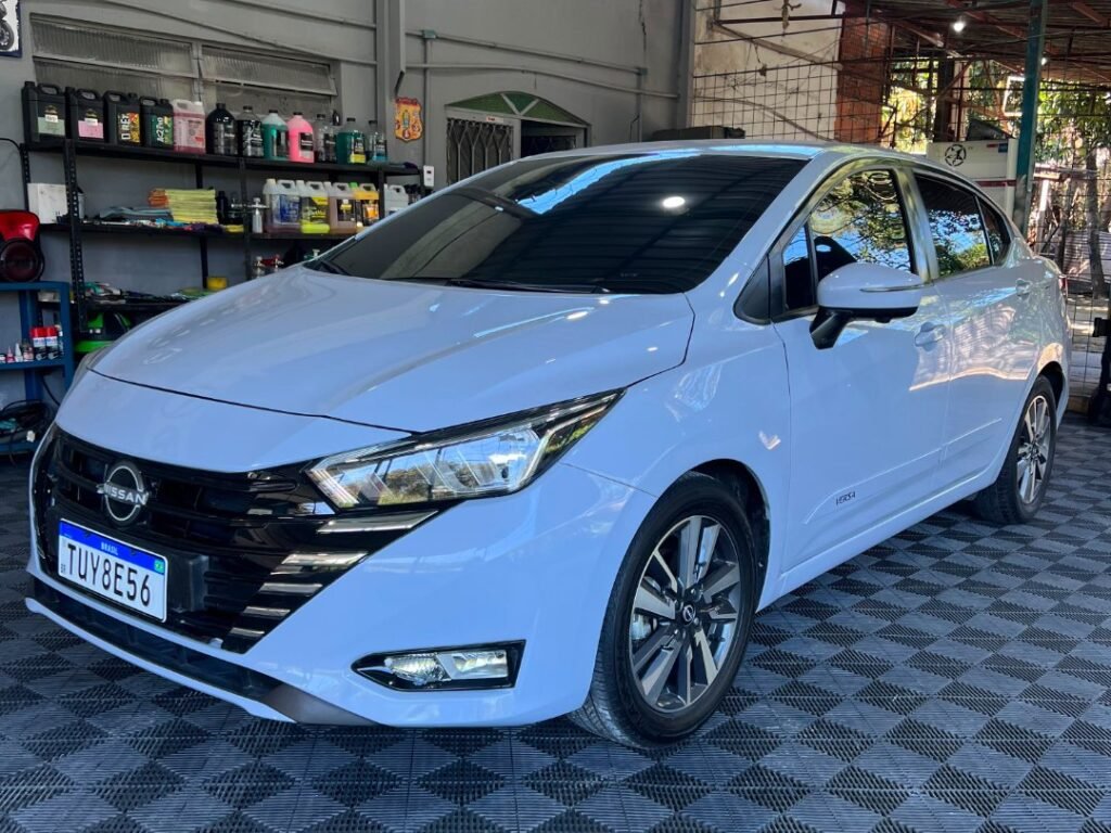 NISSAN VERSA ADVANCE