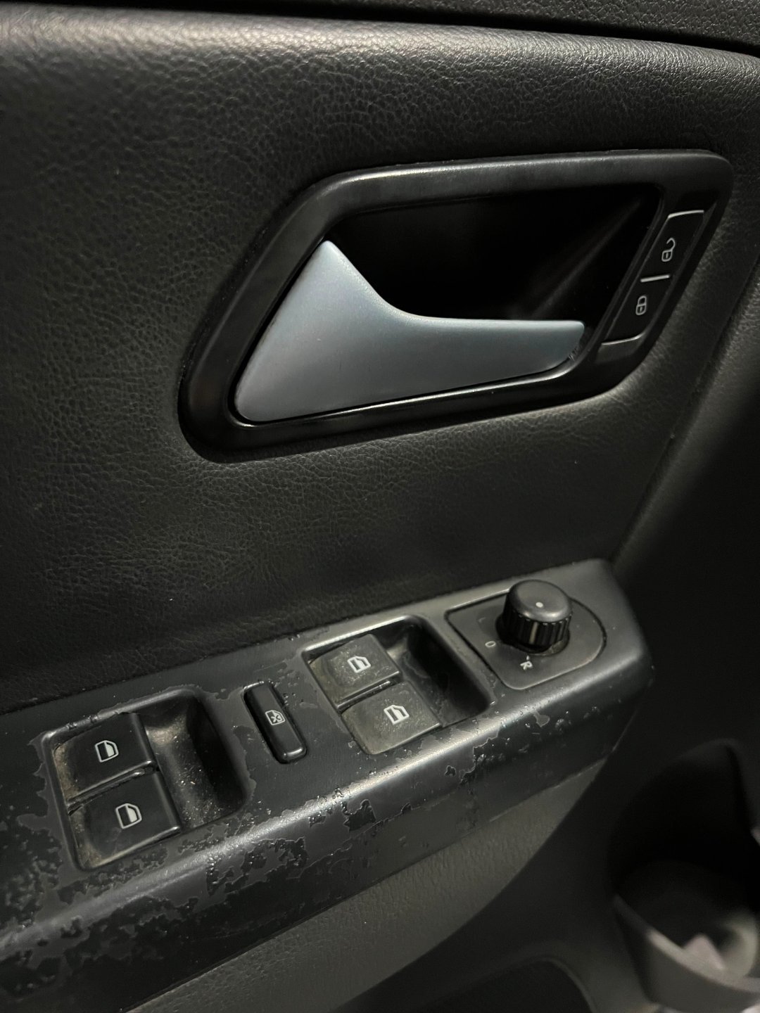 VOLKSWAGEM CrossFox