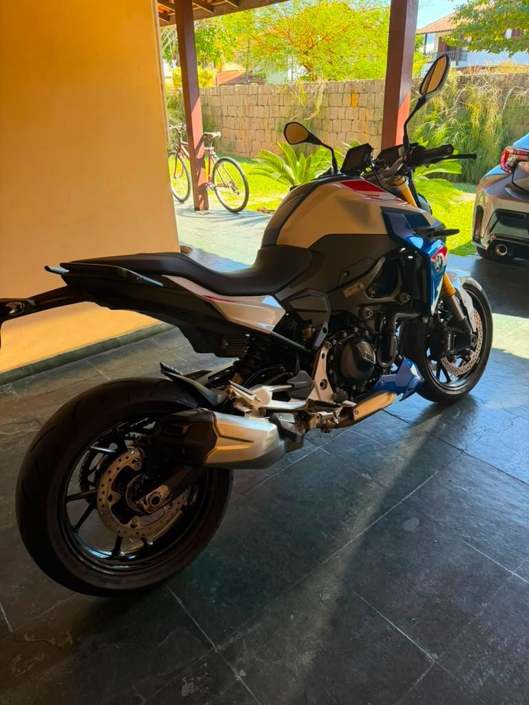 BMW F900R