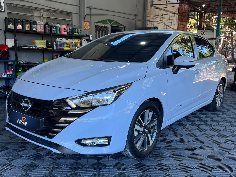 NISSAN VERSA