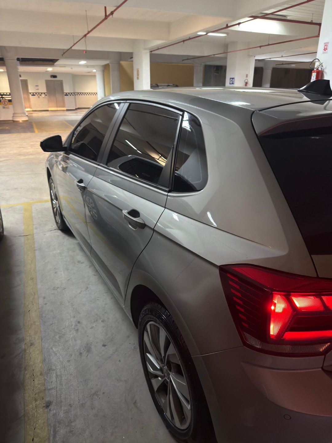 VOLKSWAGEN POLO COMFORT