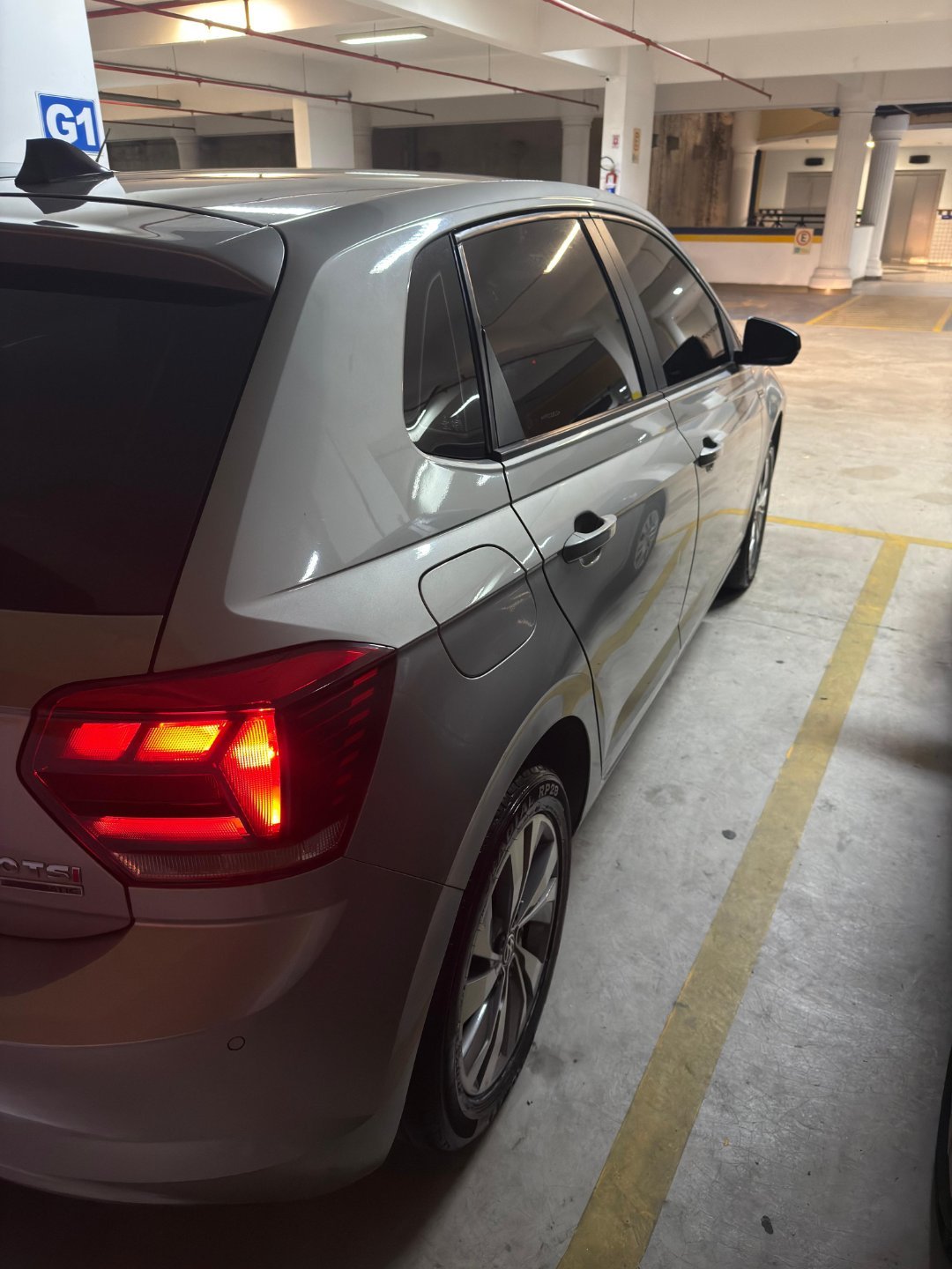 VOLKSWAGEN POLO COMFORT