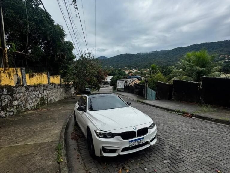 BMW 320i