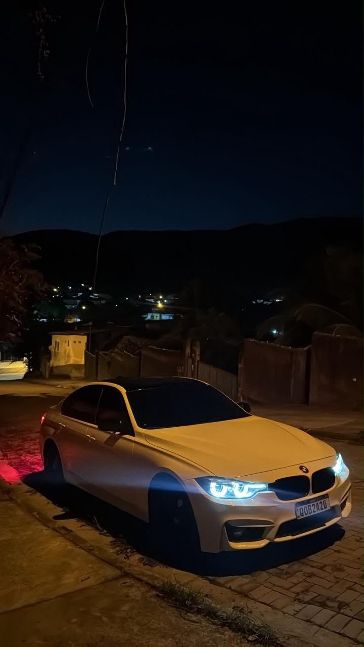 BMW 320i