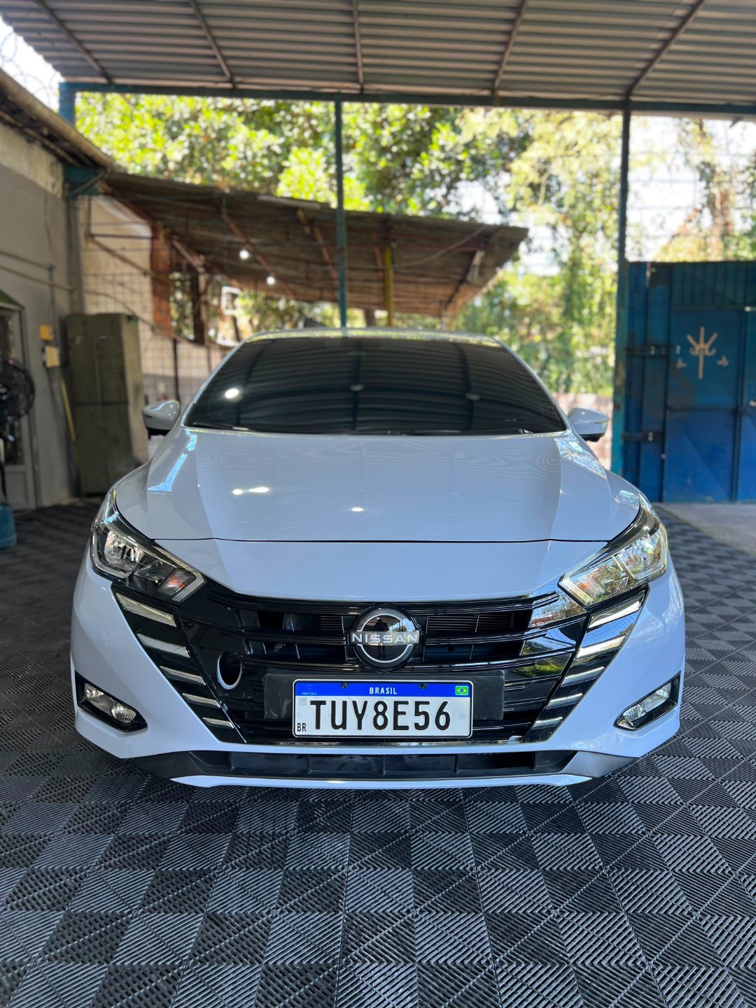 NISSAN VERSA ADVANCE