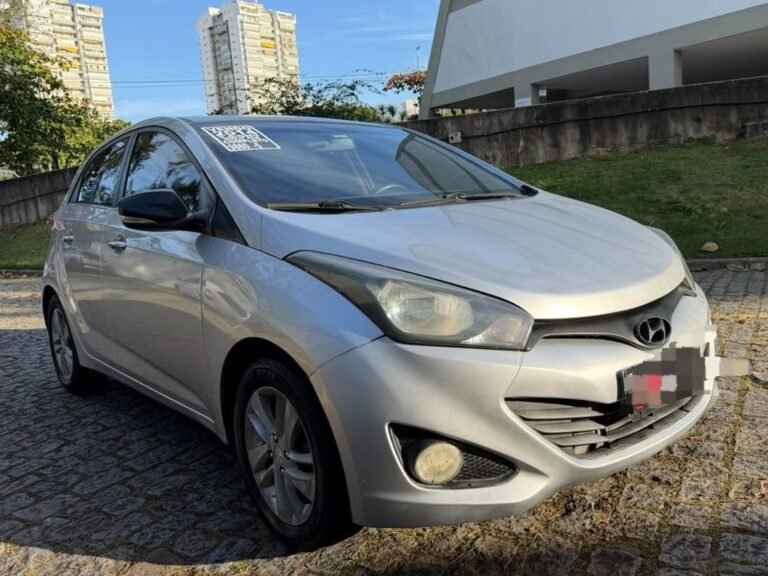 HYUNDAI HB20