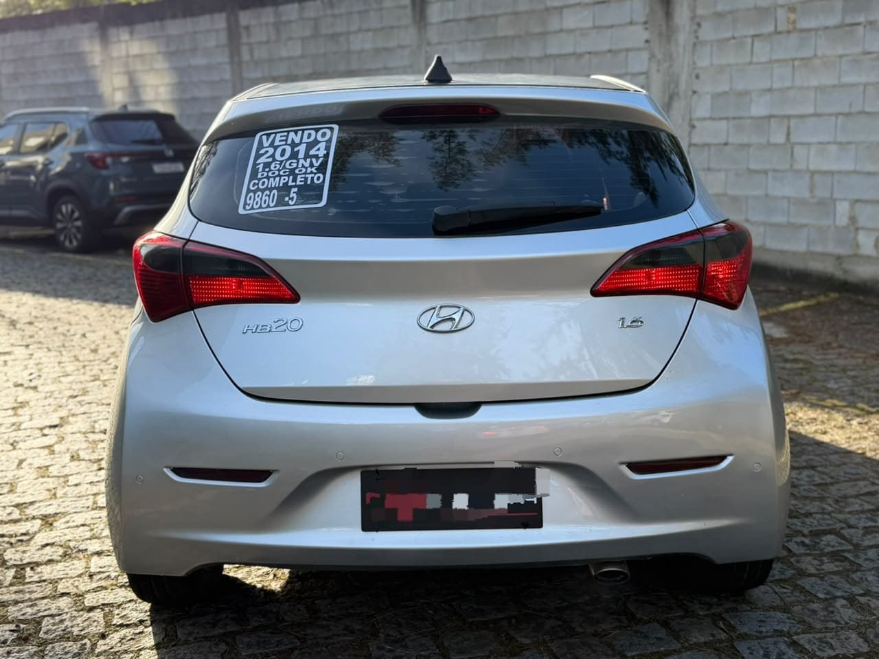 HYUNDAI HB20