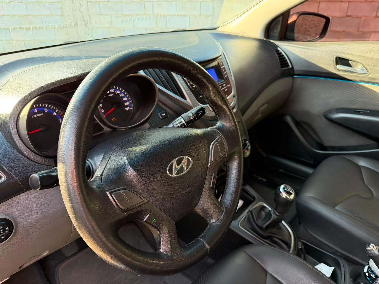 HYUNDAI HB20