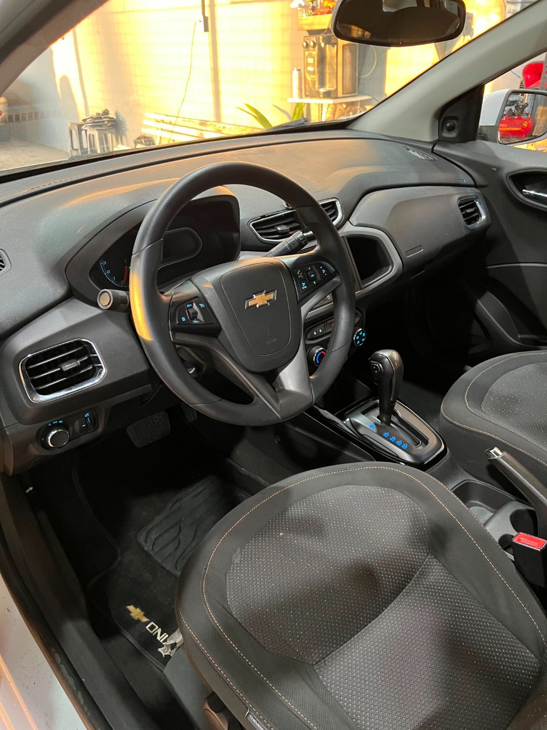 CHEVROLET ONIX